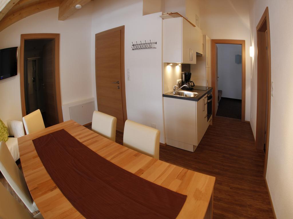 Apart Bergreich Langenfeld Room photo